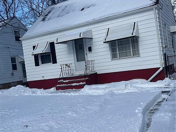 2nd image of 25451 Zeman Ave