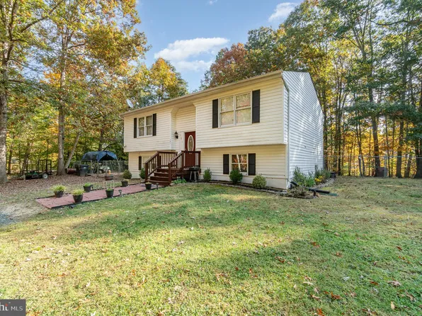 101 Tom Jenkins Rd, Fredericksburg, VA 22406