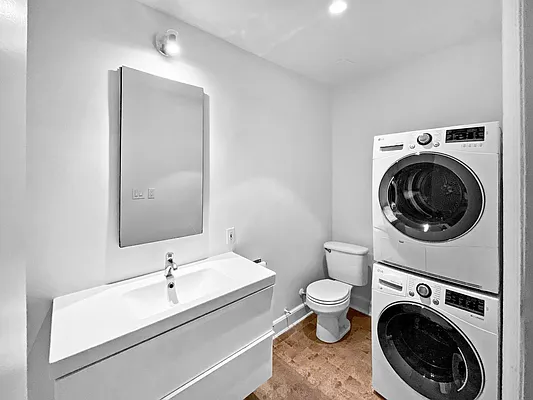 Rented by Oxford Property Group | media 18