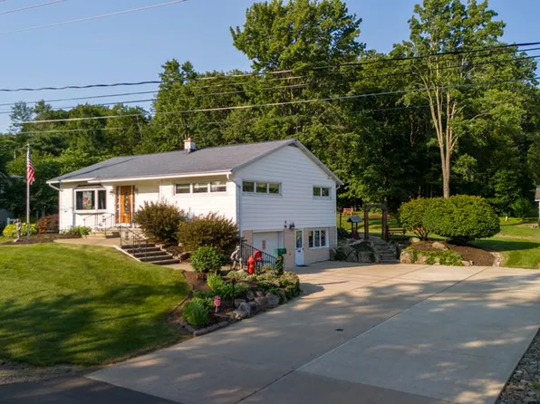 1112 Pennsylvania Ave, Sayre, PA 18840