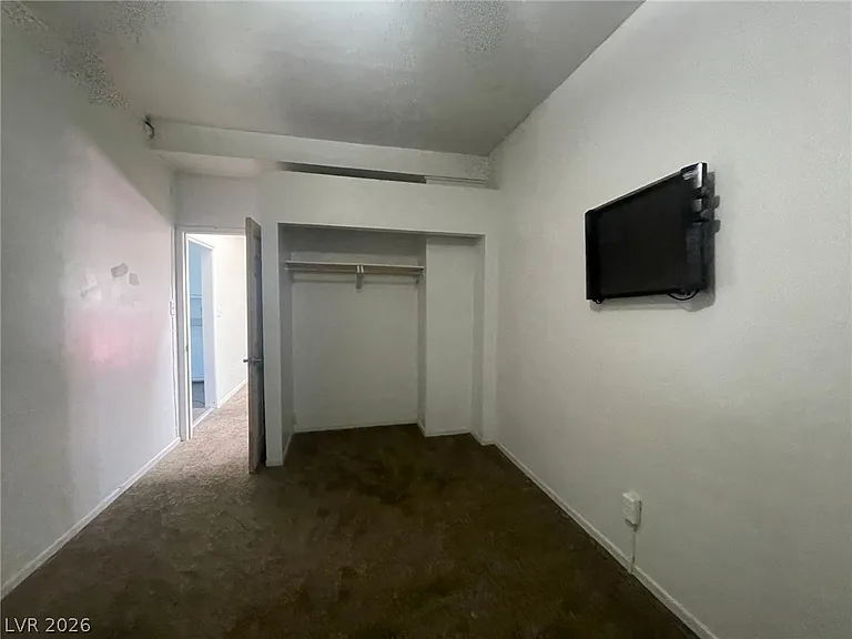 665 Brougher Ave — Photo 4