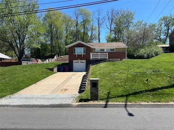 416 Millers Ln, Pittsburgh, PA 15239