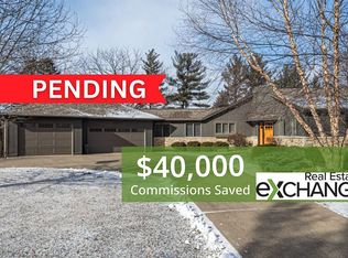 28014 230th St, Le Claire, IA