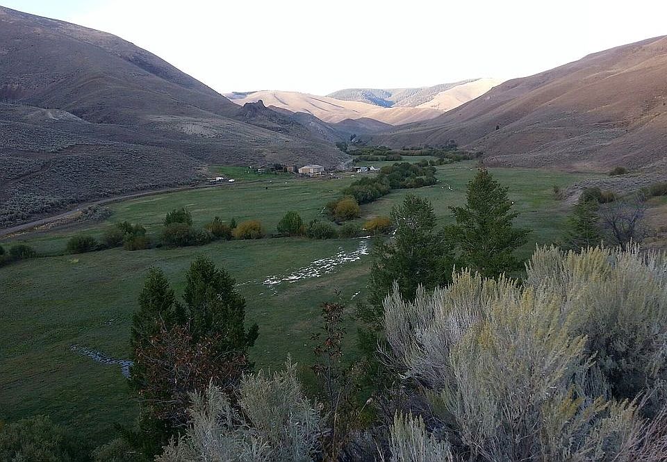 2nd image of 508 Agency Creek Rd