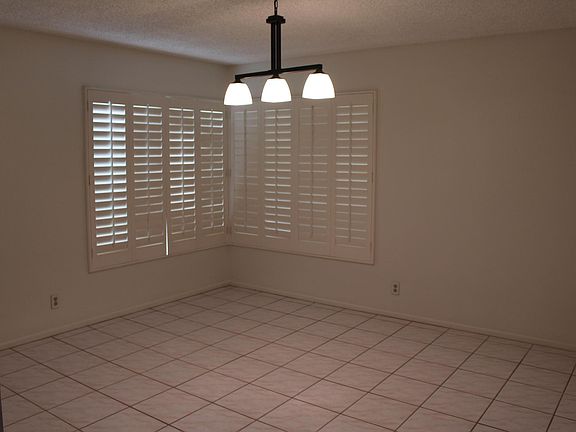 Separate dinning room