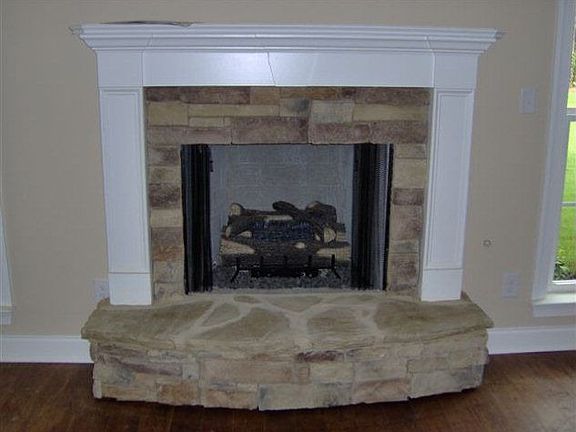 4th image of 227 Sunbury Dr