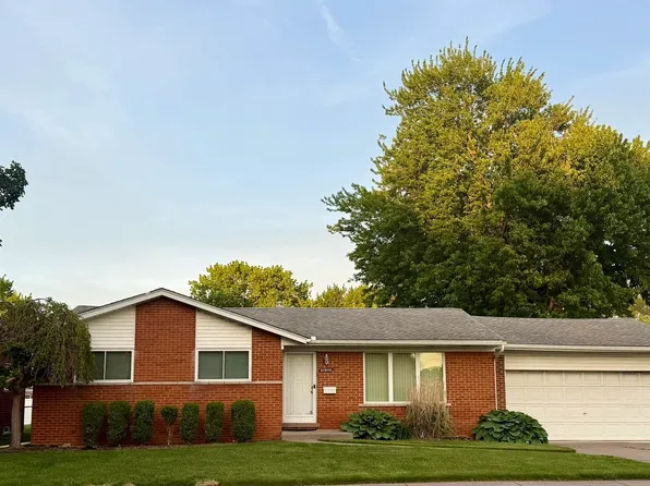 31010 Roan Dr, Warren, MI 48093