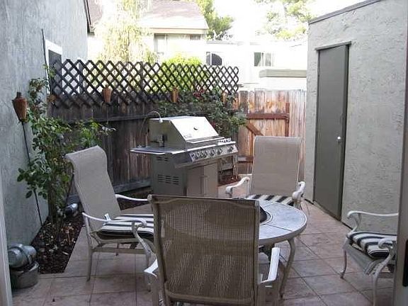 3rd image of 11045 Clairemont Mesa Blvd
