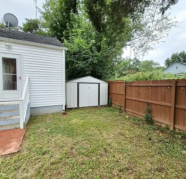 115 Slagle Ave — Photo 48