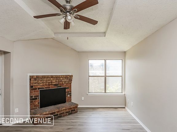 4th image of 1340 Cy Blackburn Cir