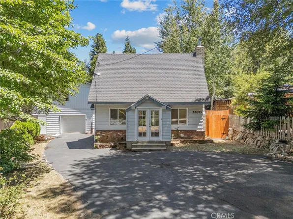 22879 Juniper Ln, Crestline, CA 92325