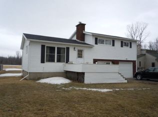 1423 Cumberland Head Rd, Plattsburgh, NY 12901