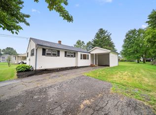 3 Trinity Dr, Enfield, CT 06082