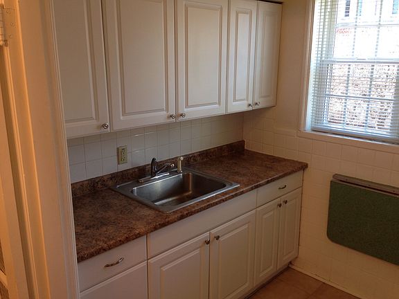 4th image of 7270 Balson Ave APT 2W
