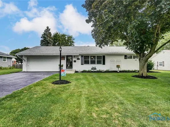 208 Olive St, Findlay, OH 45840