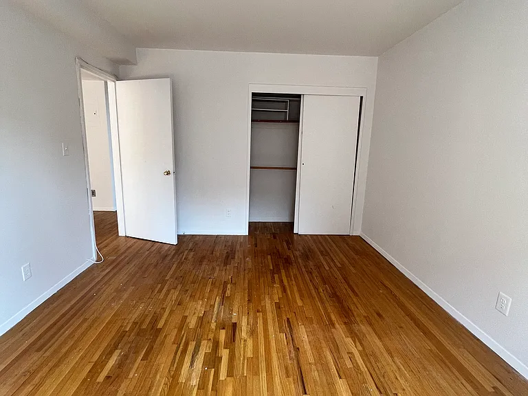 422 E 89th St #7C — Photo 3