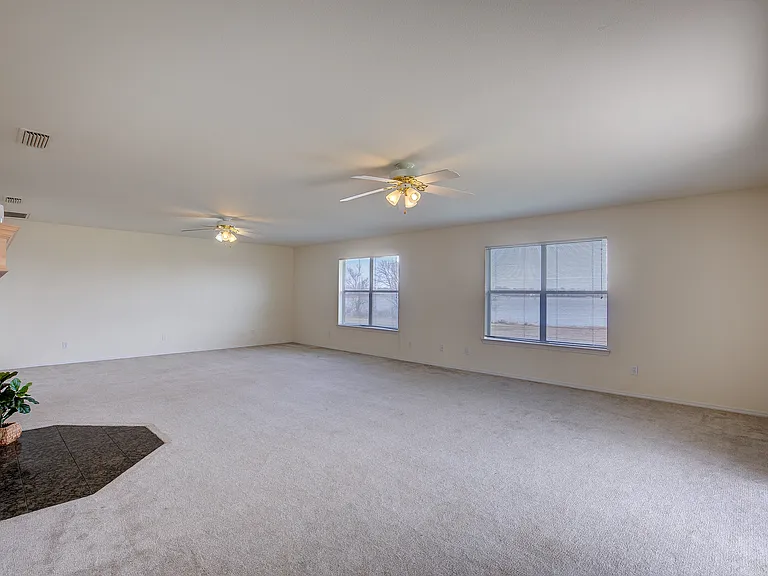 4804 Edgewater Dr — Photo 17