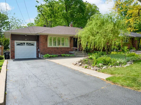 81 Letitia St, Barrie, ON L4N 1P3
