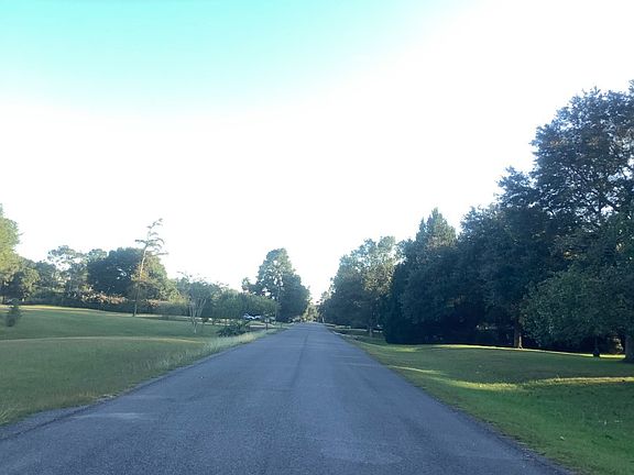 5th image of 796 Apache Dr