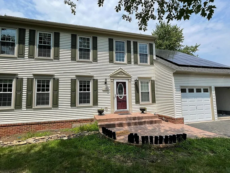 31 Ballantrae Ct — Photo 37