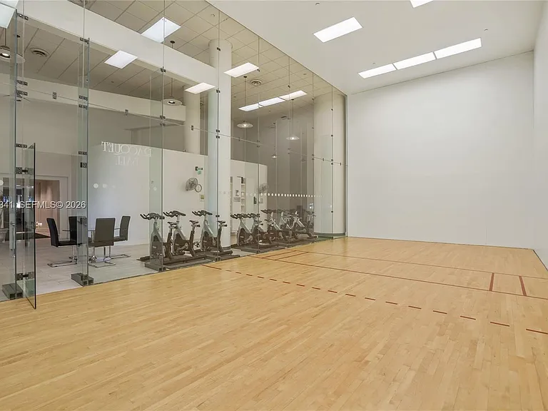 16500 Collins Ave #652 — Photo 11