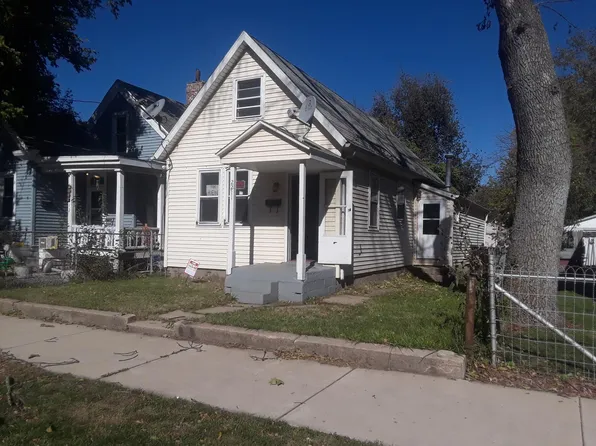 2211 W Ann St, Peoria, IL 61605