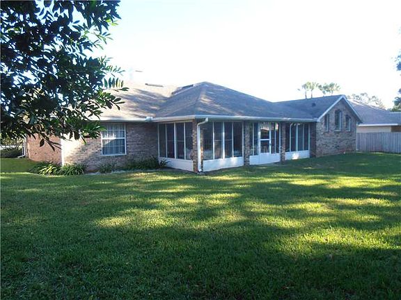 3rd image of 217 Cedarwood Ct