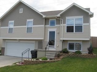 16603 Patrick Ave, Omaha, NE 68116