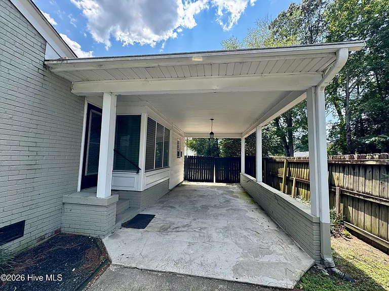 1809 Nash St NW — Photo 4