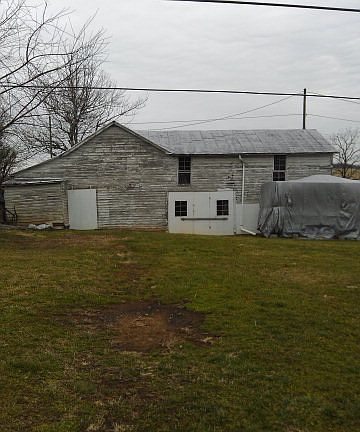 4th image of 1336 Old Depot Ln