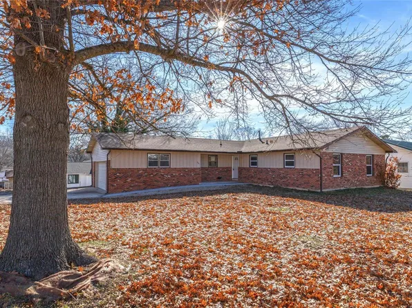 801 Broadway St, Waynesville, MO 65583