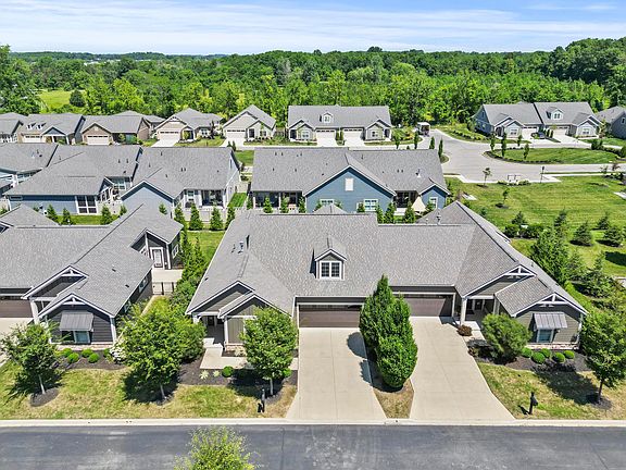 4th image of 10320 Spicebrush Dr