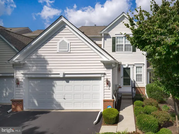 17 Hideout Ct #15, West Chester, PA 19382