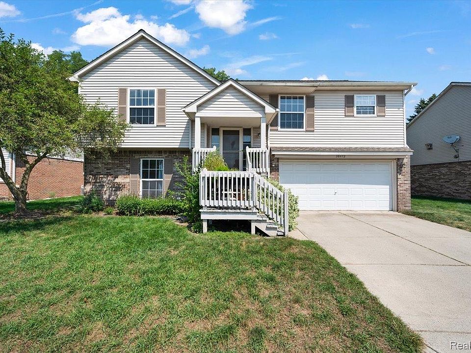 1st image of 38472 Emerald Ln N