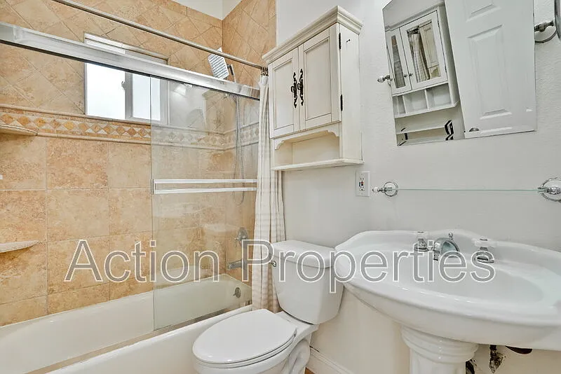1 bed, 1.0 bath, 655 sqft, $2,295 — Photo 3