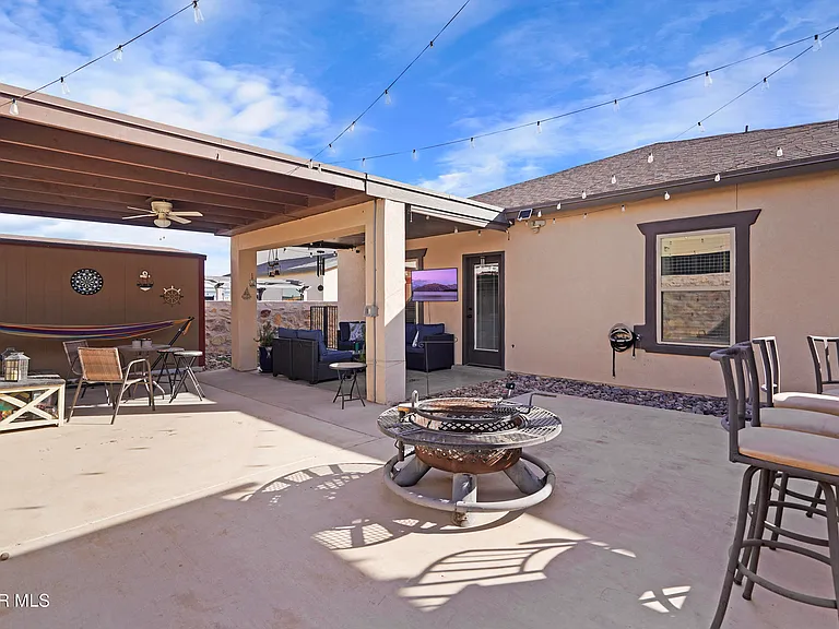 12597 New Dawn Dr — Photo 33