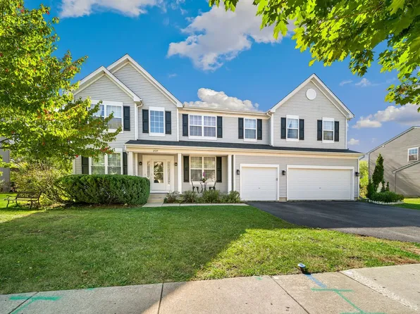 2529 W Autumn Dr, Round Lake, IL 60073