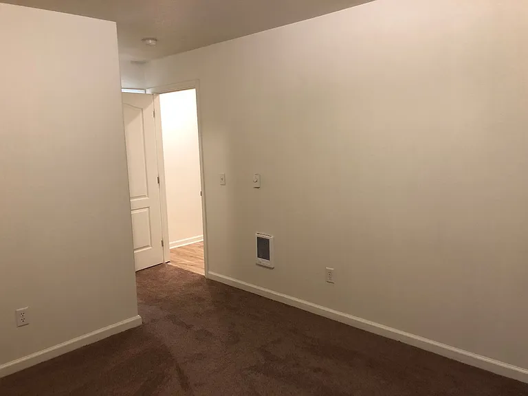 Falcon Ridge Apartments — Photo 22