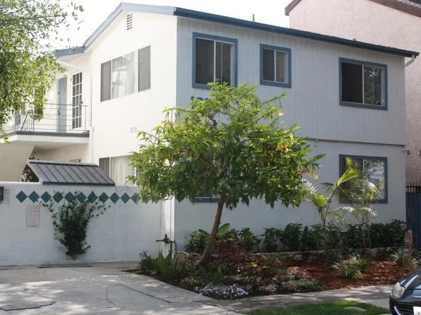 1530 Granville Ave APT 8, Los Angeles, CA 90025