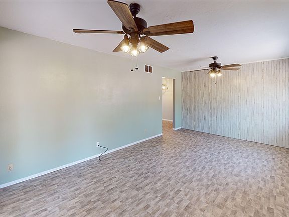 5th image of 116 Yosemite Dr