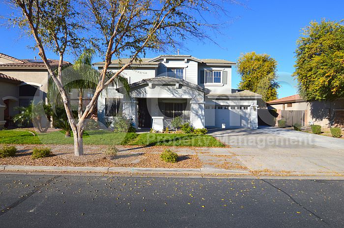 1st image of 18974 E Lark Dr