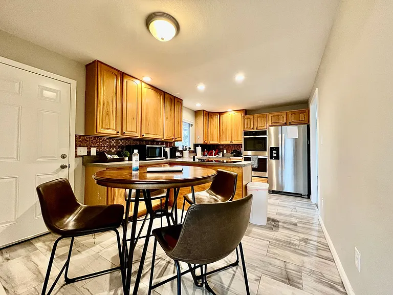 6268 Mullen Rd — Photo 9