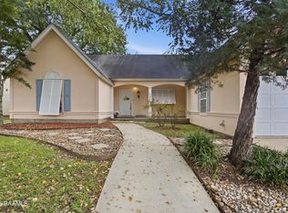1915 Alonzo St, Opelousas, LA 70570