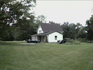 2nd image of 587 Raymond Hill Rd