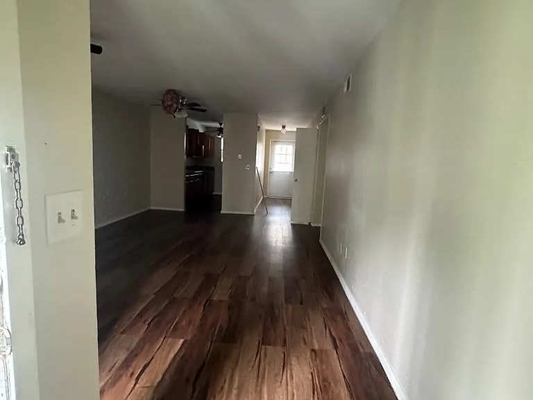 1505 N 25th St #305 — Photo 12