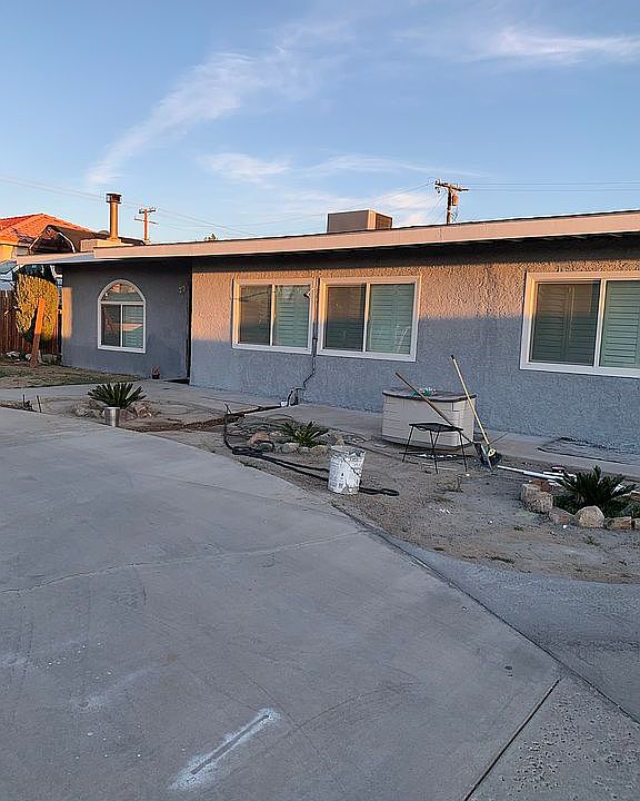 2nd image of 15764 Arbolada Ln