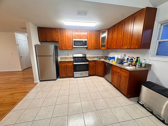 2nd image of 46 Adams Ave #2-B