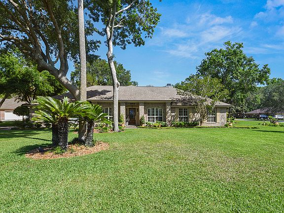 2nd image of 1386 Ashley Oaks Dr
