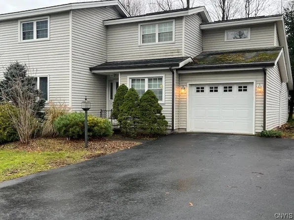 427 Florence Ave, Oneida, NY 13421