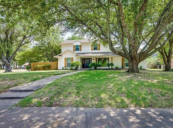 2nd image of 6310 Villa Fontana St